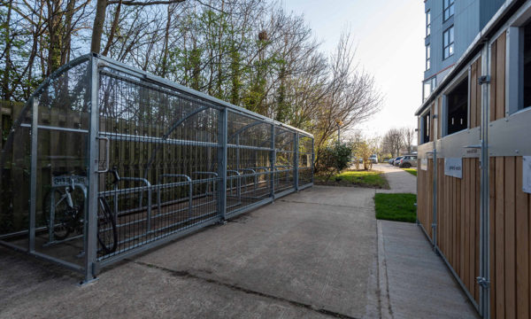  CL Semi-Enclosed Cycle Shelter