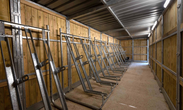 Semi-vertical racks optimise tight spaces