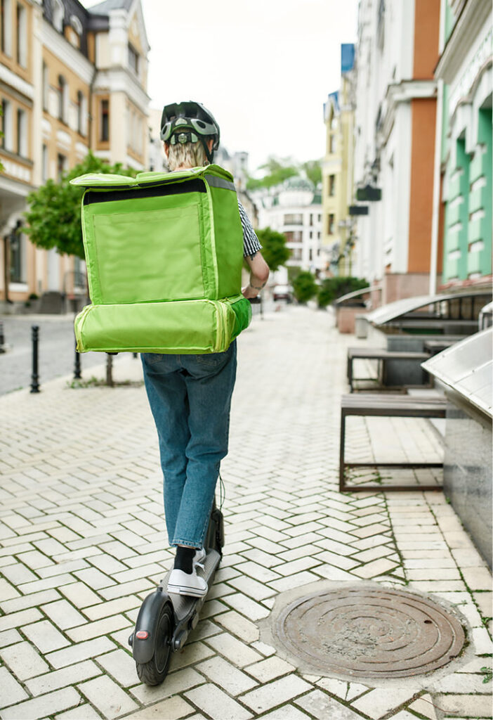 Food delivery on E-scooter